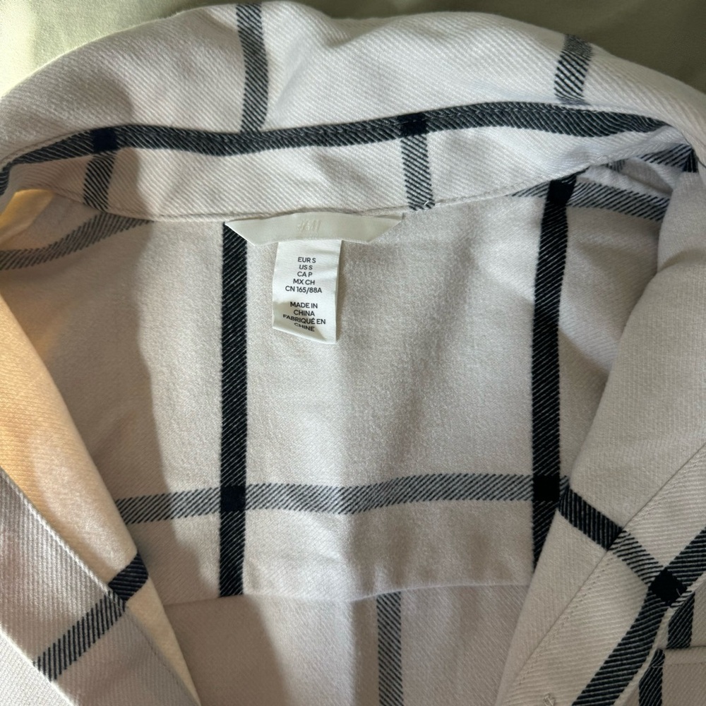 Flannel - Picture 3 of 3